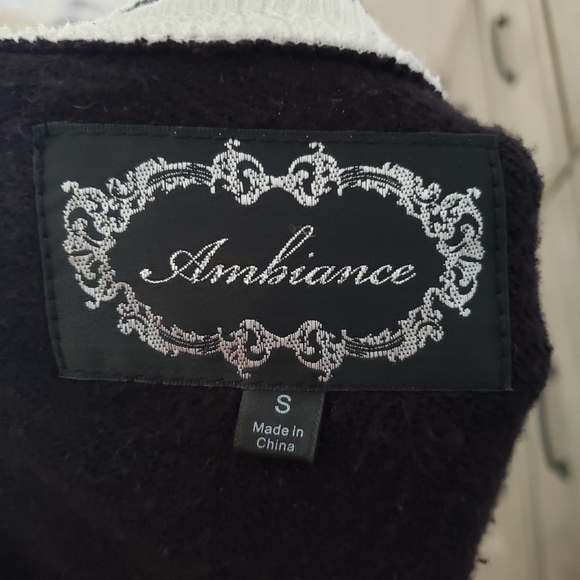 Letterman-style jacket - Picture 5 of 5